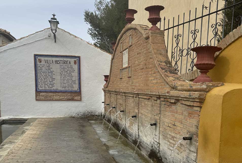 Fuente de los Siete Caños en Gor (Granada)