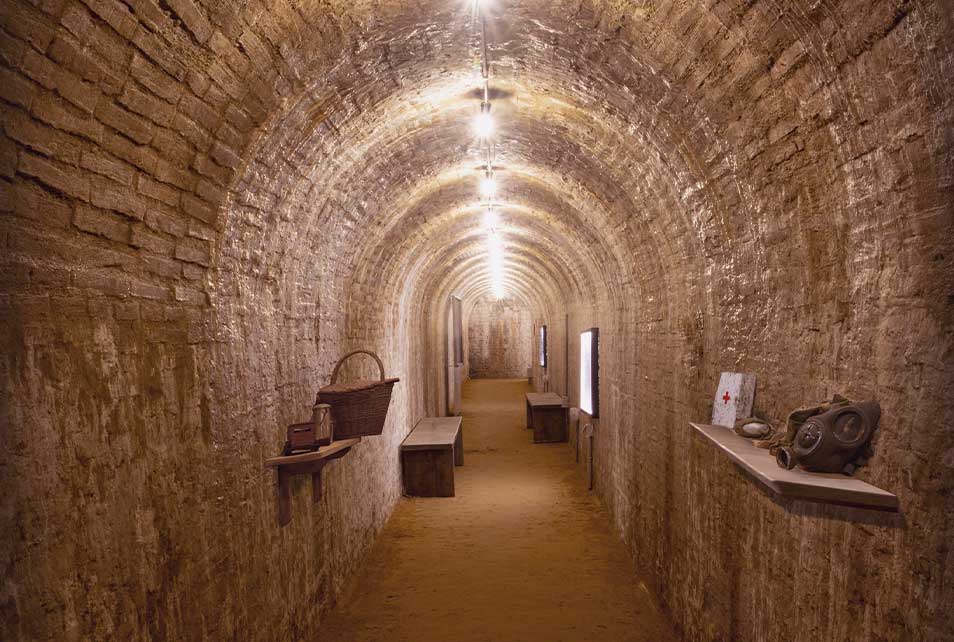 Refugios Antiaéreos de Arjonilla (Jaén)<br />
