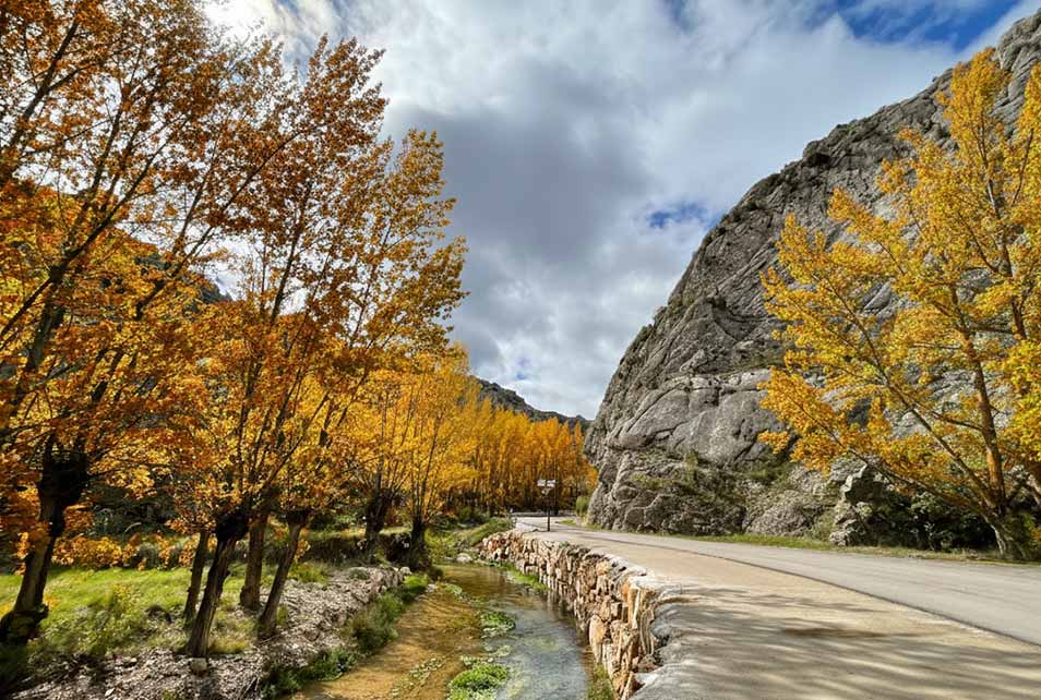 Senderismo en Aliaga