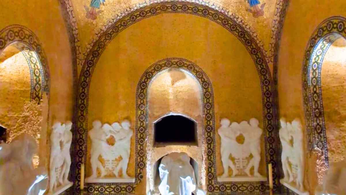 Cripta del varón de Velasco