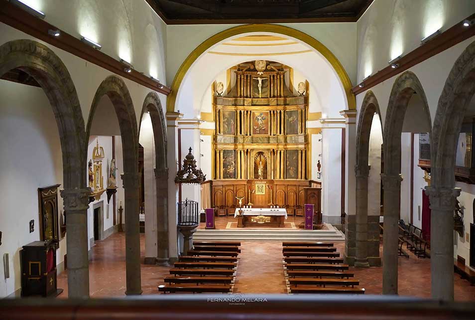 Interior de la Parroquia de Nuestra Señora de la Paz en La Puebla de Montalbán, Toledo