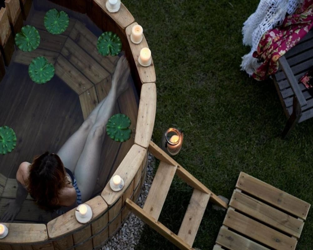 Caserío Montehermoso edificio tradicional vasco rehabilitado con  filosofía slow japonesa