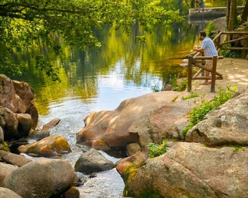 Charca de la Nieta en Piedralaves Ávila. Pueblos Mágicos de España