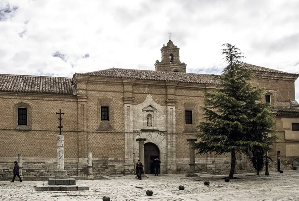 Arquitectura histórica del monasterio de Santa Clara en Toro